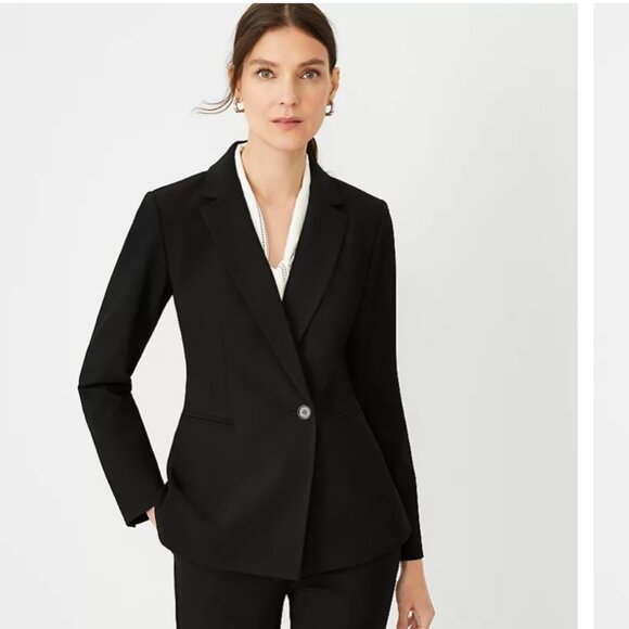 ANN TAYLOR BLACK ONE BUTTON BLAZER - Picture 1 of 5
